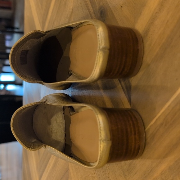 Huma Blanco Gold Leather Mules 41 - Picture 2 of 4